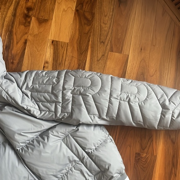 Burberry Landry padded jacket with down filling and hood, NEW - Picture 14 of 17